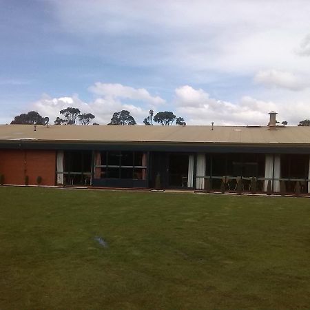 Tandara Motor Inn Triabunna Εξωτερικό φωτογραφία